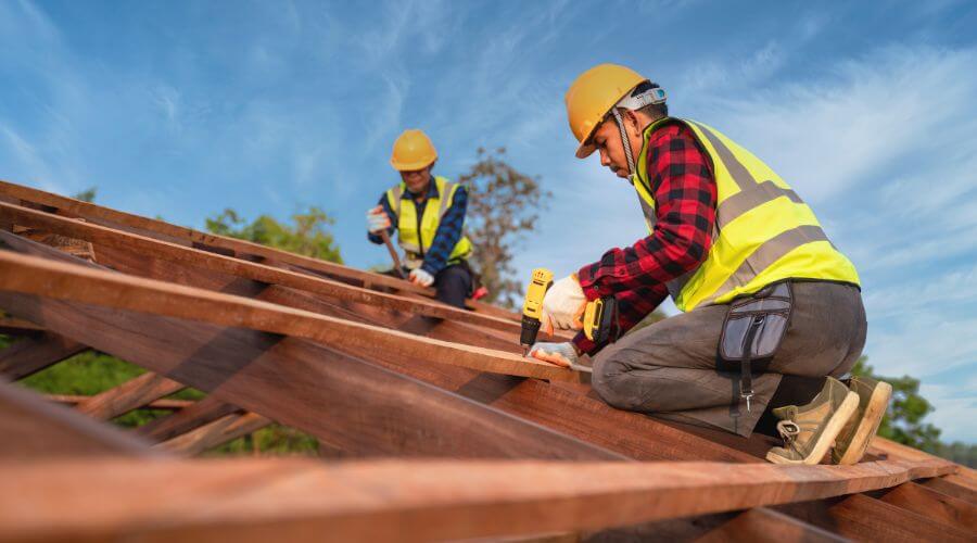 Professional Flat Roofing Installation services in Spanish Fork, UT